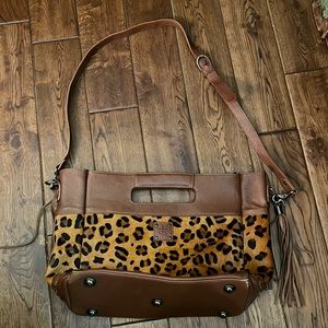 STS Ranchwear Leopard Flat Rock Tote